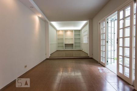 Sala de casa para alugar com 2 quartos, 198m² em Jardim Paulistano, São Paulo