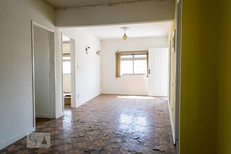 Sala de casa à venda com 2 quartos, 84m² em Vila Moinho Velho, São Paulo