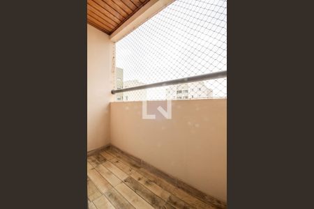 Sacada de apartamento à venda com 3 quartos, 68m² em Continental, Osasco