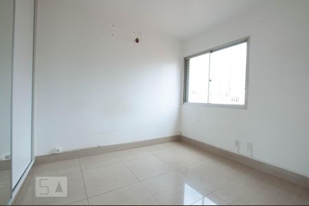 Quarto 2 de apartamento para alugar com 2 quartos, 66m² em Setor Bela Vista, Goiânia