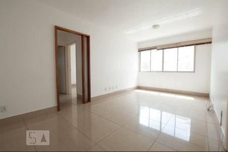 Sala de apartamento para alugar com 2 quartos, 66m² em Setor Bela Vista, Goiânia