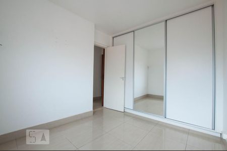 Quarto 2 de apartamento para alugar com 2 quartos, 66m² em Setor Bela Vista, Goiânia