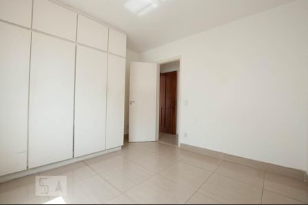 Quarto 1 de apartamento para alugar com 2 quartos, 66m² em Setor Bela Vista, Goiânia