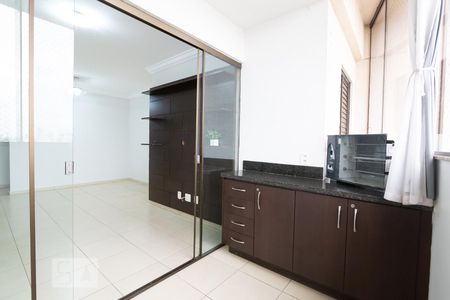 Varanda de apartamento para alugar com 3 quartos, 77m² em Setor Oeste, Goiânia