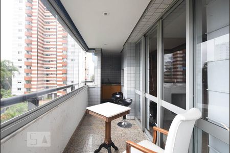 Varanda gourmet	 de apartamento à venda com 3 quartos, 195m² em Jardim Colombo, São Paulo