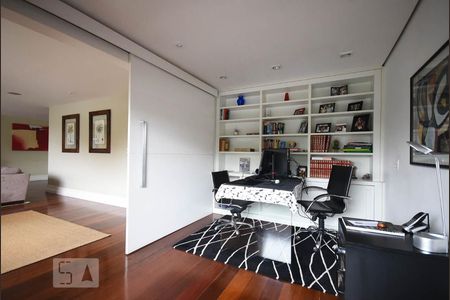 Escritório de apartamento à venda com 3 quartos, 195m² em Jardim Colombo, São Paulo