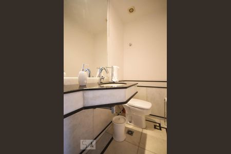 Lavabo de apartamento à venda com 3 quartos, 195m² em Jardim Colombo, São Paulo