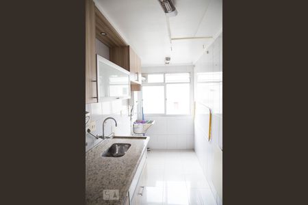 Cozinha  de apartamento à venda com 3 quartos, 68m² em Vila Pereira Barreto, São Paulo