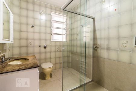 Banheiro de apartamento à venda com 3 quartos, 140m² em Barra Funda, São Paulo