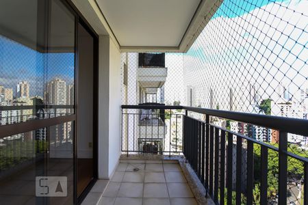 Varanda da sala de apartamento para alugar com 3 quartos, 110m² em Vila Suzana, São Paulo