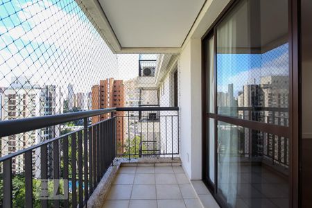 Varanda da sala de apartamento à venda com 3 quartos, 110m² em Vila Suzana, São Paulo
