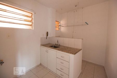 Cozinha de apartamento para alugar com 1 quarto, 50m² em Bela Vista, São Paulo