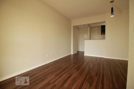 Sala de apartamento à venda com 3 quartos, 74m² em Vila das Mercês, São Paulo