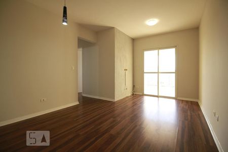 Sala de apartamento à venda com 3 quartos, 74m² em Vila das Mercês, São Paulo