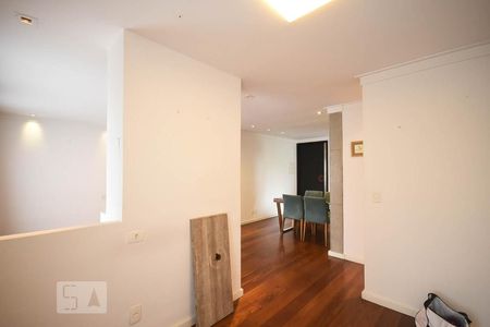 Sala de apartamento para alugar com 1 quarto, 70m² em Vila Suzana, São Paulo