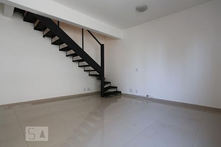 Sala de apartamento para alugar com 2 quartos, 78m² em Alphaville Industrial, Barueri