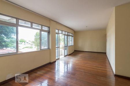Sala Principal de apartamento à venda com 4 quartos, 187m² em São José, Belo Horizonte