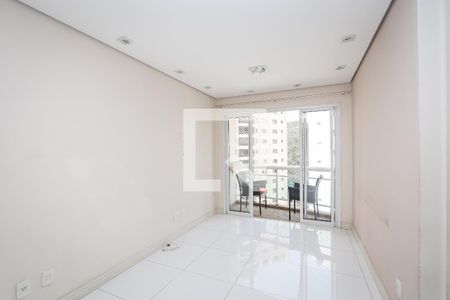 Sala de apartamento para alugar com 2 quartos, 52m² em Vila Suzana, São Paulo