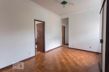 Sala de apartamento à venda com 2 quartos, 70m² em Fátima, Niterói