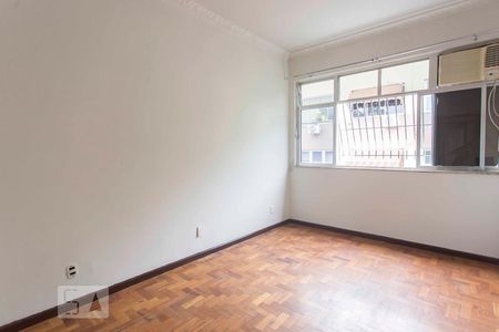 Quarto 1 de apartamento à venda com 2 quartos, 70m² em Fátima, Niterói