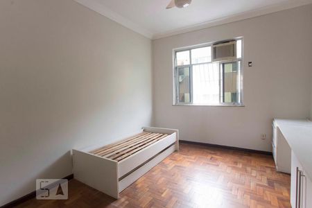 Quarto 2 de apartamento à venda com 2 quartos, 70m² em Fátima, Niterói