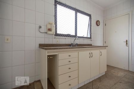 Cozinha  de apartamento à venda com 5 quartos, 230m² em Vila Japi Ii, Jundiaí