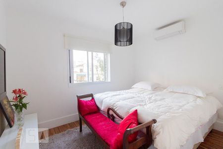 Suíte 1 de apartamento para alugar com 2 quartos, 120m² em Cerqueira César, São Paulo