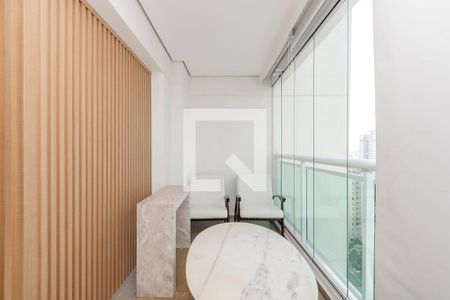 Varanda de kitnet/studio para alugar com 1 quarto, 48m² em Campo Belo, São Paulo