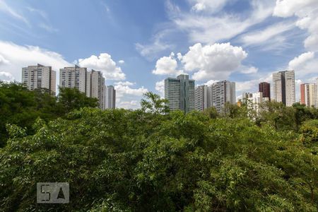 Sala (vista) de apartamento à venda com 2 quartos, 53m² em Vila Andrade., São Paulo