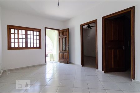 Sala de casa à venda com 2 quartos, 90m² em Cambuí, Campinas