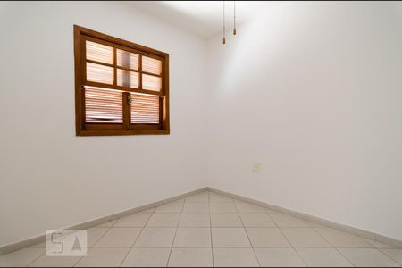 Quarto 2 de casa à venda com 2 quartos, 90m² em Cambuí, Campinas