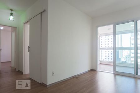 Sala de apartamento à venda com 2 quartos, 67m² em Centro, Campinas