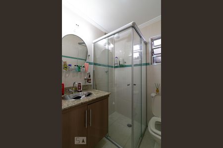 Banheiro de apartamento para alugar com 3 quartos, 93m² em Aclimação, São Paulo