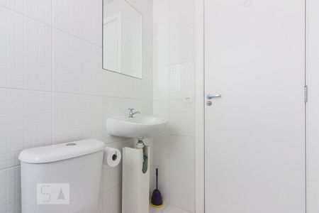 Banheiro de apartamento para alugar com 2 quartos, 46m² em Jardim Leonor Mendes de Barros, São Paulo