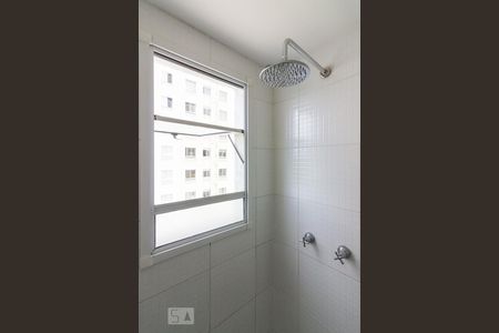 Banheiro de apartamento para alugar com 2 quartos, 46m² em Jardim Leonor Mendes de Barros, São Paulo