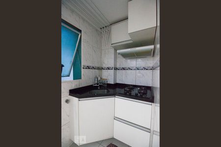 Cozinha de kitnet/studio para alugar com 1 quarto, 29m² em Bela Vista, São Paulo