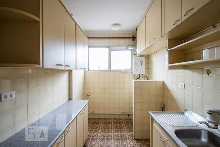 Cozinha de apartamento para alugar com 1 quarto, 37m² em Jardim do Mar, São Bernardo do Campo