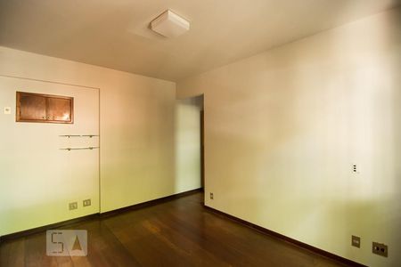 Suíte de apartamento à venda com 4 quartos, 190m² em Serra, Belo Horizonte