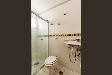 Banheiro de apartamento para alugar com 1 quarto, 50m² em Botafogo, Campinas