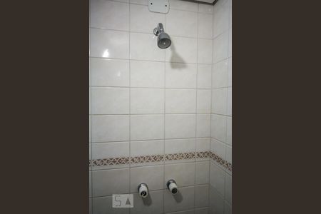 Banheiro social detalhe de apartamento para alugar com 3 quartos, 90m² em Pinheiros, São Paulo