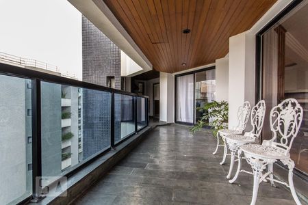 Varanda de apartamento à venda com 4 quartos, 430m² em Jardim Vitória Régia, São Paulo