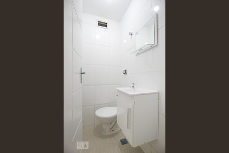 Lavabo de apartamento à venda com 2 quartos, 90m² em Maracanã, Rio de Janeiro