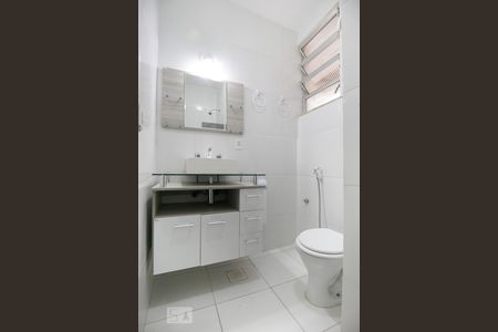 Banheiro social/Armário de apartamento para alugar com 3 quartos, 90m² em Tijuca, Rio de Janeiro