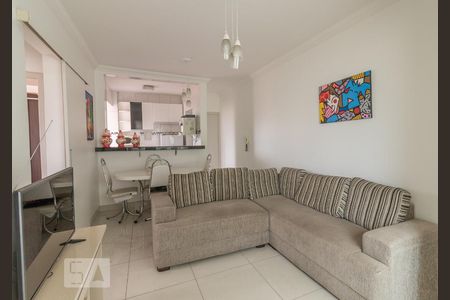 Sala de apartamento para alugar com 2 quartos, 60m² em Floresta, Belo Horizonte