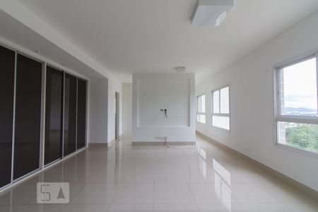 Sala de kitnet/studio à venda com 1 quarto, 65m² em Empresarial 18 do Forte, Barueri