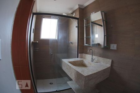 Banheiro da Suite A/B de apartamento à venda com 3 quartos, 94m² em Jardim Barbosa, Guarulhos
