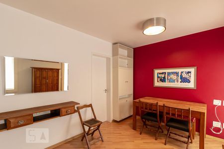 Sala de apartamento para alugar com 1 quarto, 50m² em Indianópolis, São Paulo