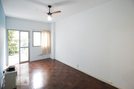 Sala de apartamento à venda com 2 quartos, 70m² em Tijuca, Rio de Janeiro