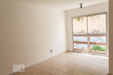 Sala de apartamento para alugar com 2 quartos, 60m² em Jabaquara, São Paulo