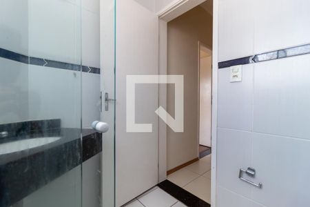 Casa de condomínio à venda com 69m², 3 quartos e 1 vaga Casa de condomínio à venda com 69m², 3 quartos e 1 vagaBanheiro